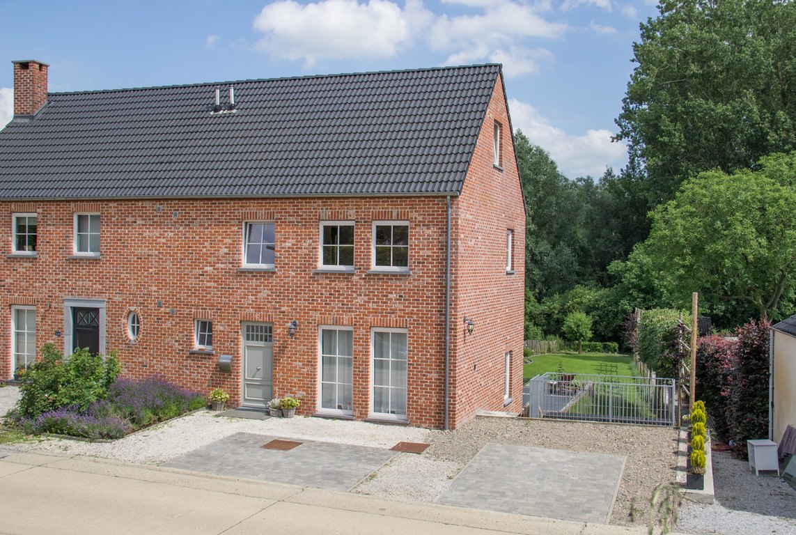 Splendide maison 4 chambres à Incourt