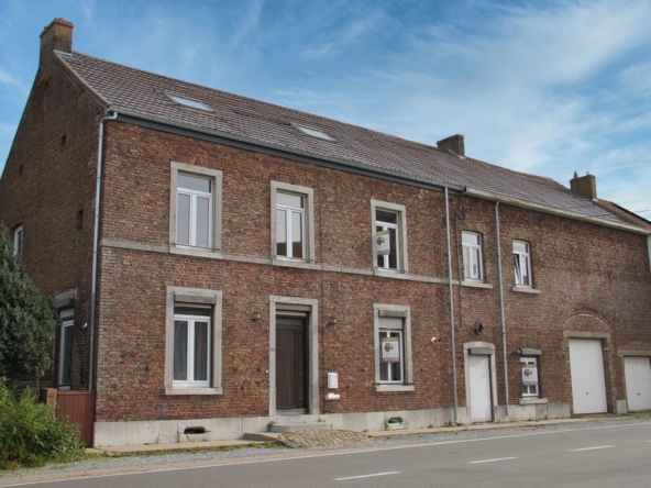 Ferme à rénover à Sart Saint Laurent