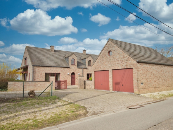 Jodoigne maison 3 chambres et bureau adaptée PMR