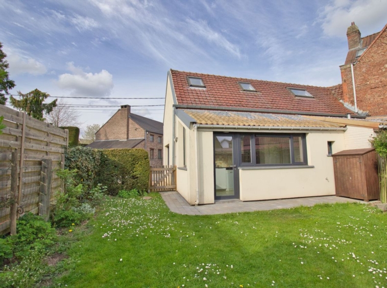 Mont Saint Guibert (Corbais) agréable petite maison 2 chambres et dressing idéale comme 1er achat ou investissement