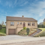 A VENDRE Sombreffe villa bungalow 3 chambres + cave et garage 2 voitures