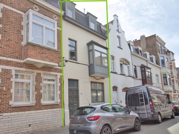 Uccle parvis Saint Pierre: Jolie maison 4 chambres à vendre
